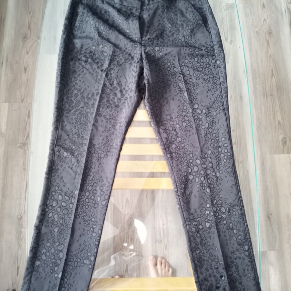 Willow & Thread Black Patterned Trousers - Picture 3 of 5